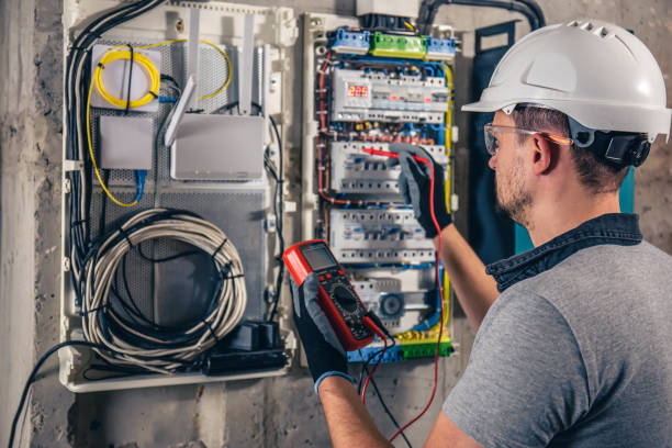 Best Circuit Breaker Repair  in Epworth, IA